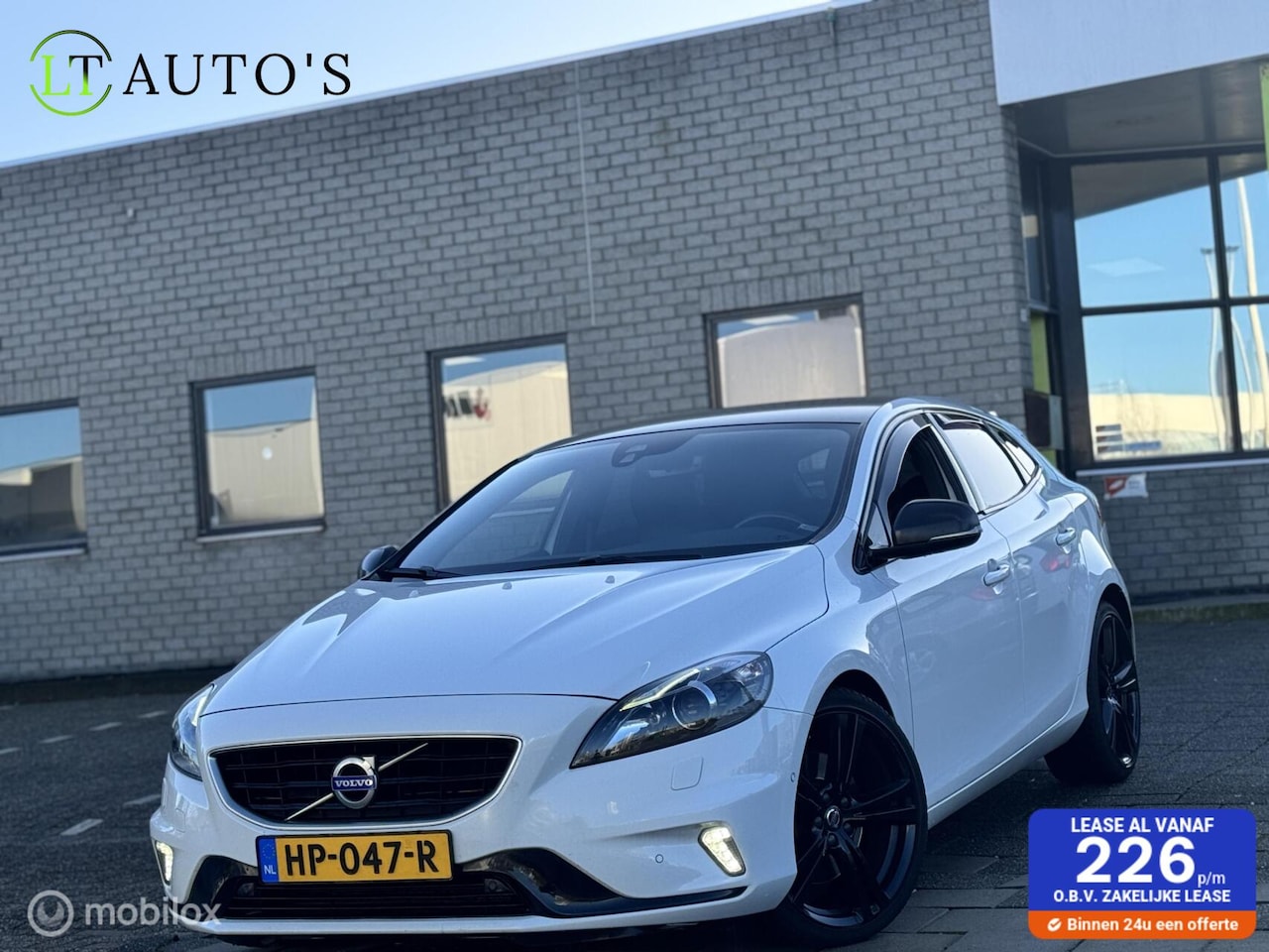 Volvo V40 - 2.0 D4 Ocean Race|Automaat Carbon Polestar ½ Leer - AutoWereld.nl