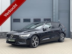 Volvo V60 - T6 Recharge AWD R-Design|360°|Pano|H&K|Trekhaak