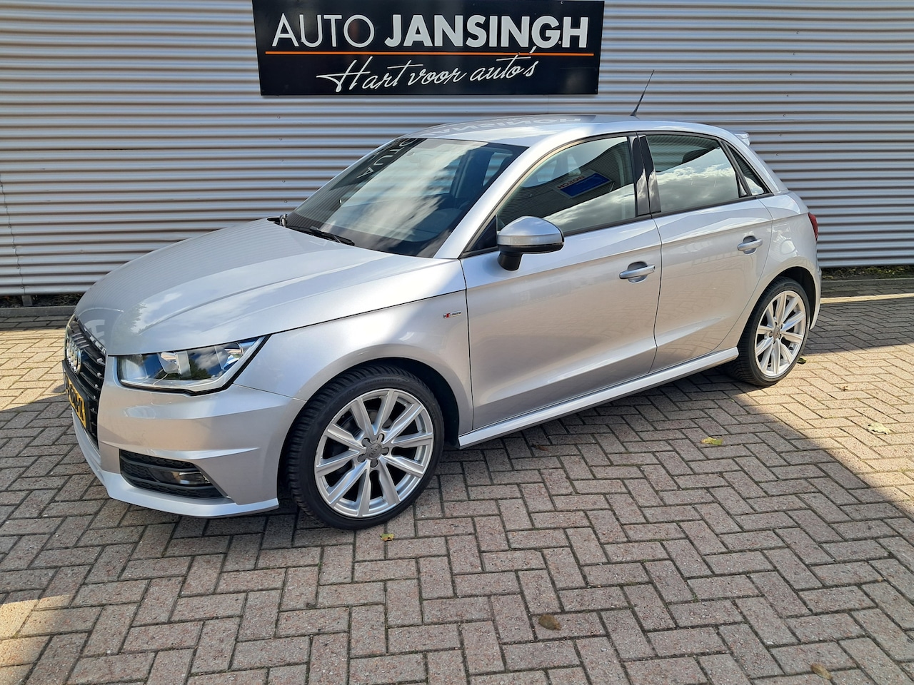 Audi A1 Sportback - 1.0 TFSI Adrenalin S-Line | Airco | Cruise control | LM Velgen | Ndl auto | Navi | RIJKLAA - AutoWereld.nl