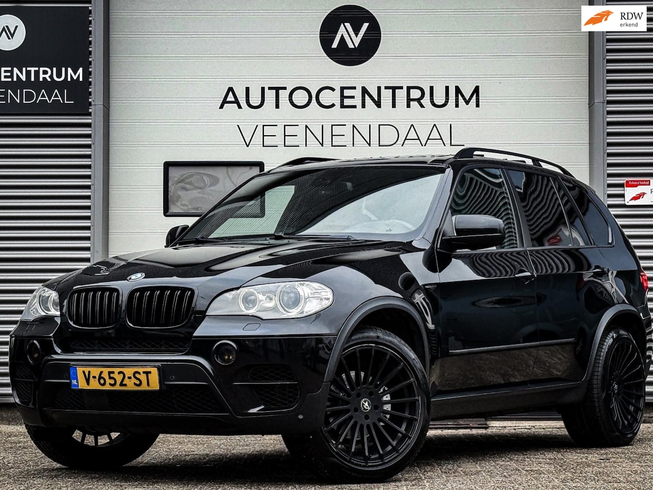 BMW X5 - Xdrive30d M-SPORT 245 PK LCI GRIJS KENTEKEN PANO/HUD/ACC/LEDER - AutoWereld.nl