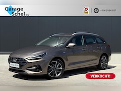 Hyundai i30 Wagon - 1.5 T-GDi MHEV Premium - Lane Assist - Stoel/Stuur verwarmd - Carplay - Android - Navi - D