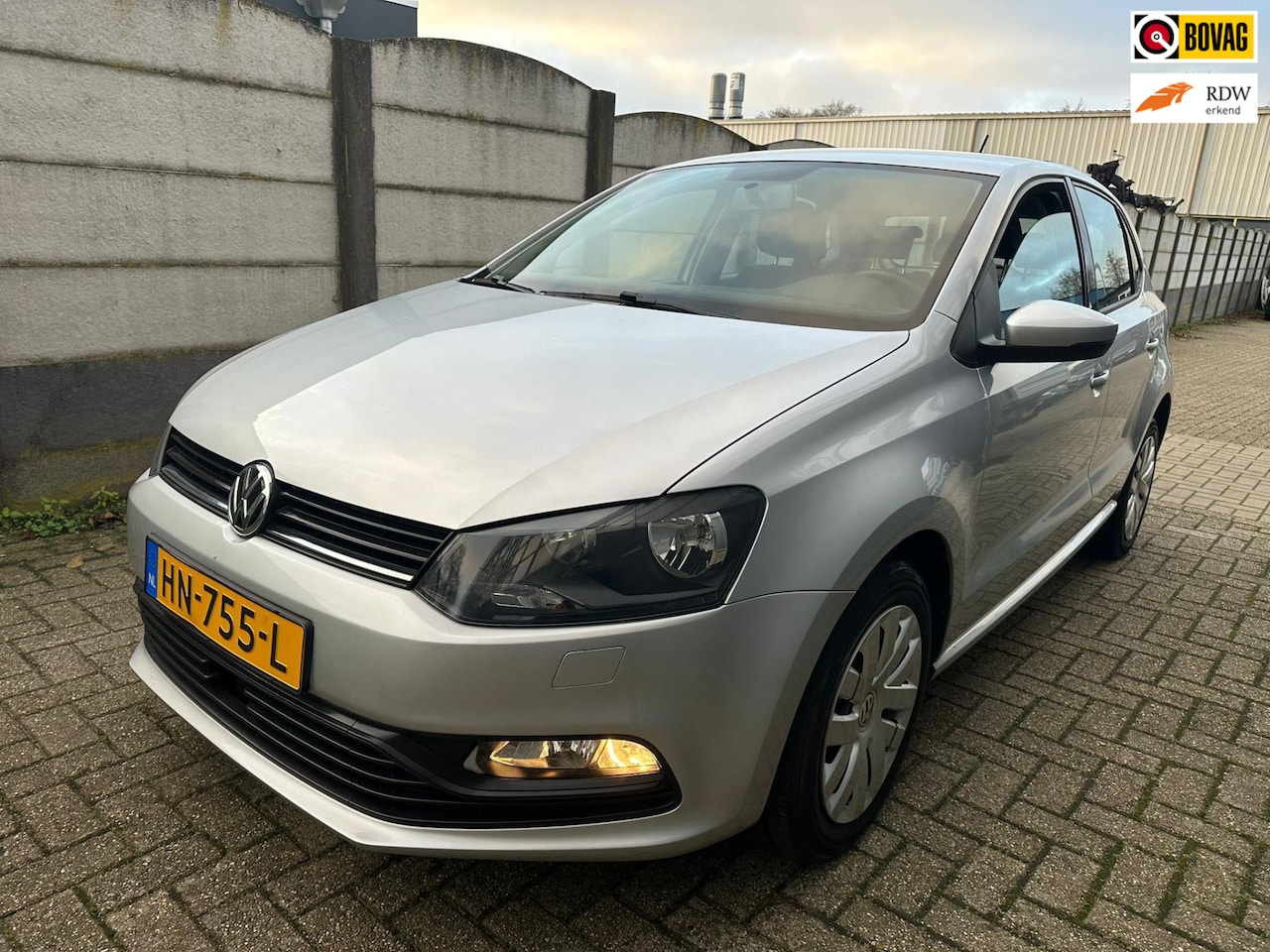 Volkswagen Polo - 1.0 Comfortline AIRCO/ ACC/ EERSTE EIGENAAR! - AutoWereld.nl
