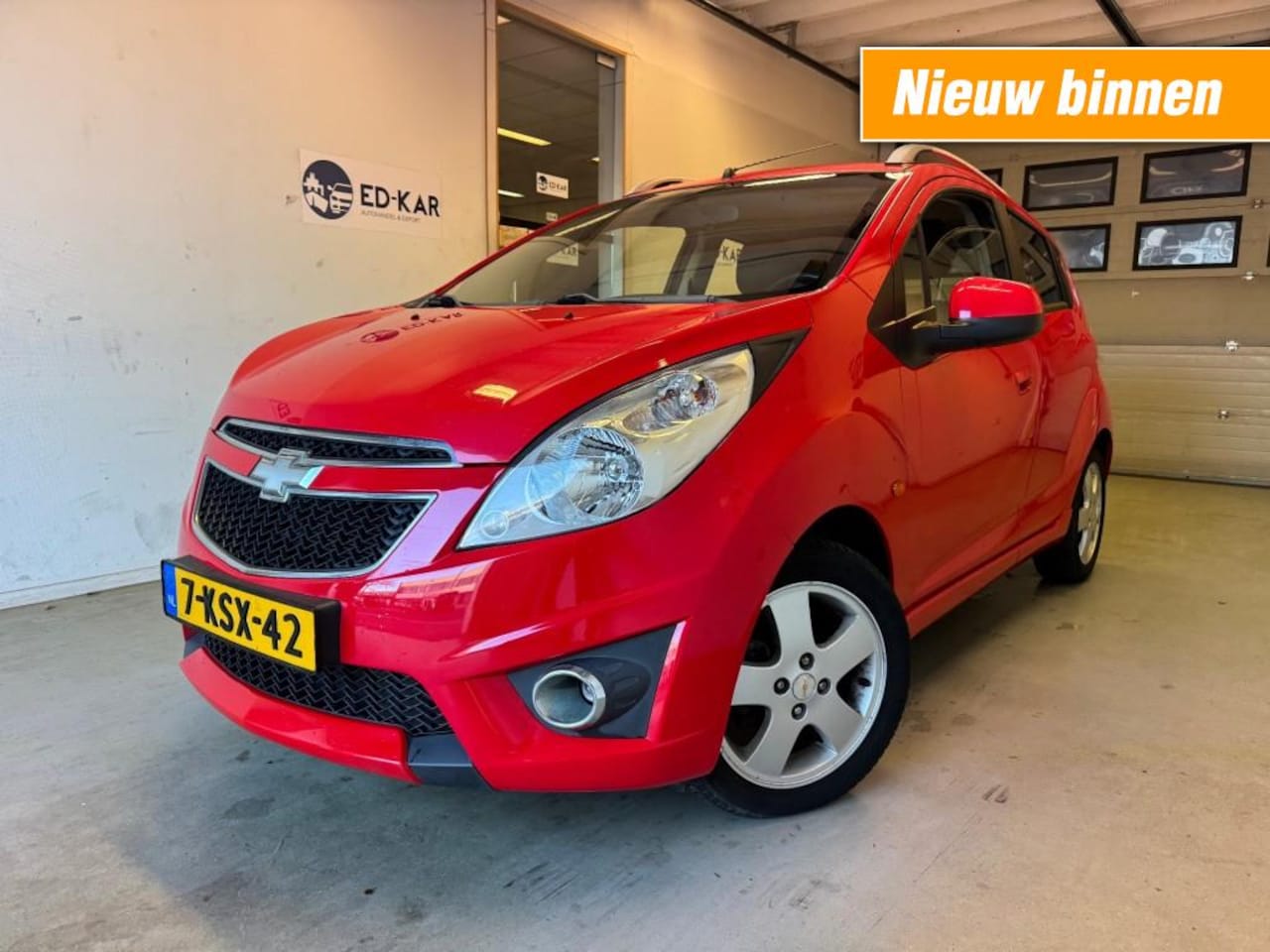 Chevrolet Spark - 1.2 16V LT SPORT LMV PDC NETTE AUTO 1STE EIG NAP APK - AutoWereld.nl