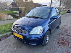Toyota Yaris - 1.3 VVTI TERRA