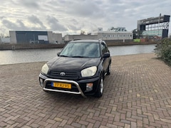 Toyota RAV4 - 2.0-16V VVT-i Luna