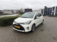 Toyota Yaris - 1.3 VVT-i Lounge
