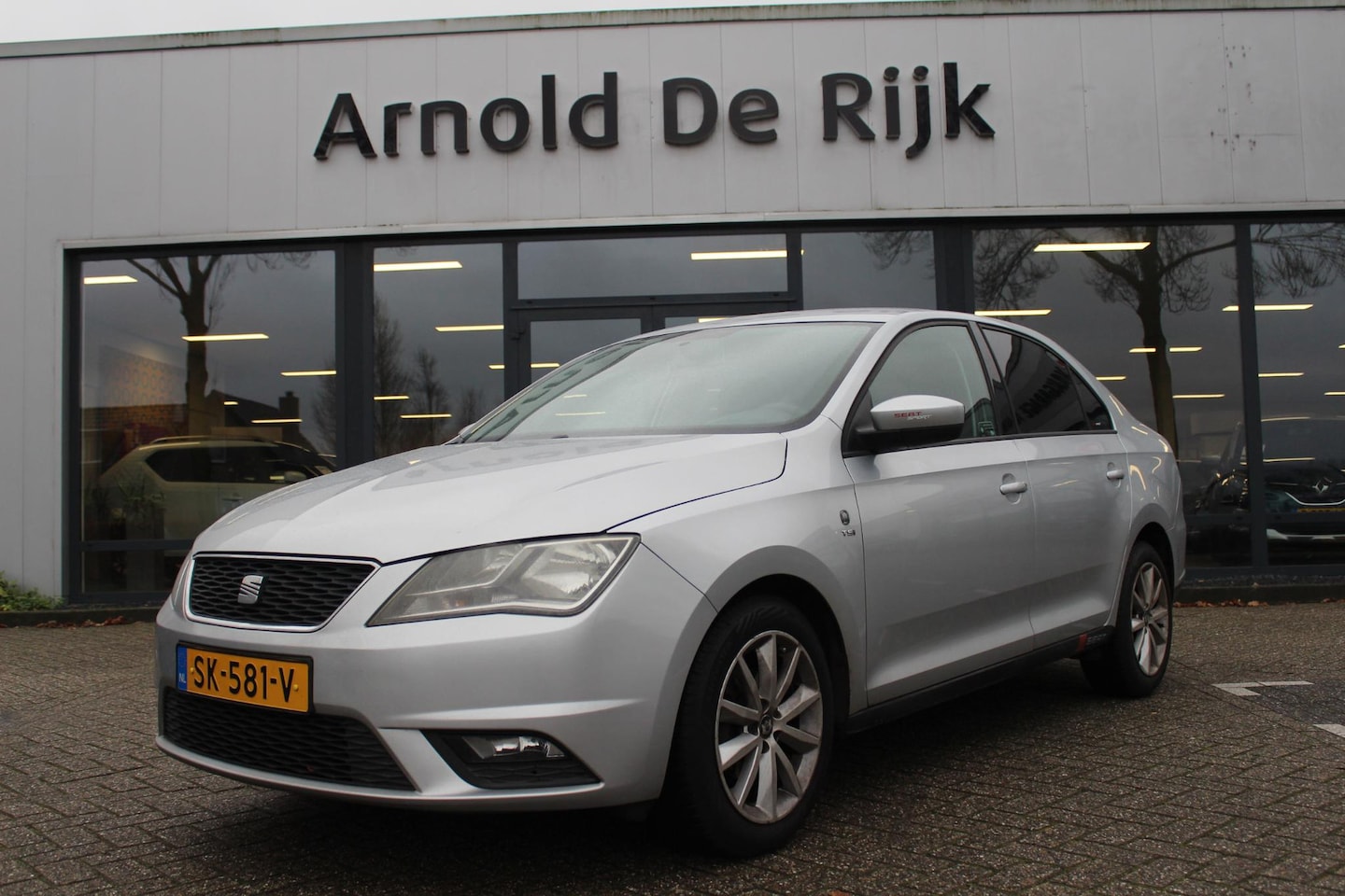 SEAT Toledo - 1.2 TSI Enjoy 1.2 TSI Enjoy - AutoWereld.nl