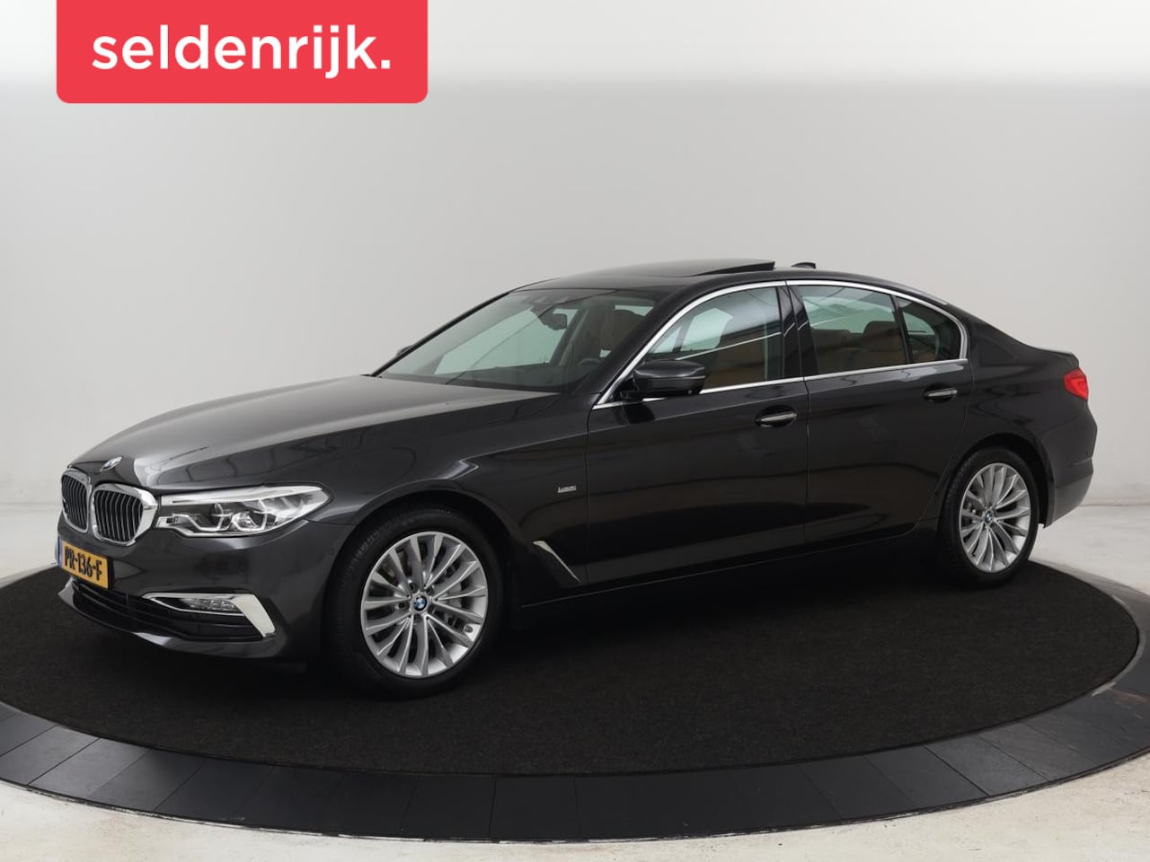 BMW 5-serie - 540i High Executive | 51.800km NAP | Schuifdak | Luxury Line | Leder | 360 Camera | Comfor - AutoWereld.nl