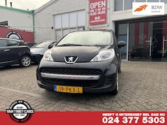 Peugeot 107 - 1.0-12V Millesim 200 Airco