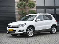 Volkswagen Tiguan - 1.4 TSI Sport&Style Navi Clima Cruise Alcantara