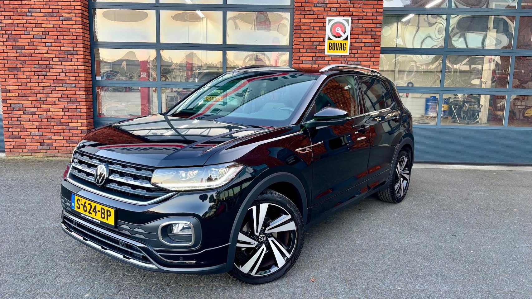 Volkswagen T-Cross - 1.0 TSI R-Line|Camera|Stoelverwarming|adaptieve cruisecontrol| - AutoWereld.nl