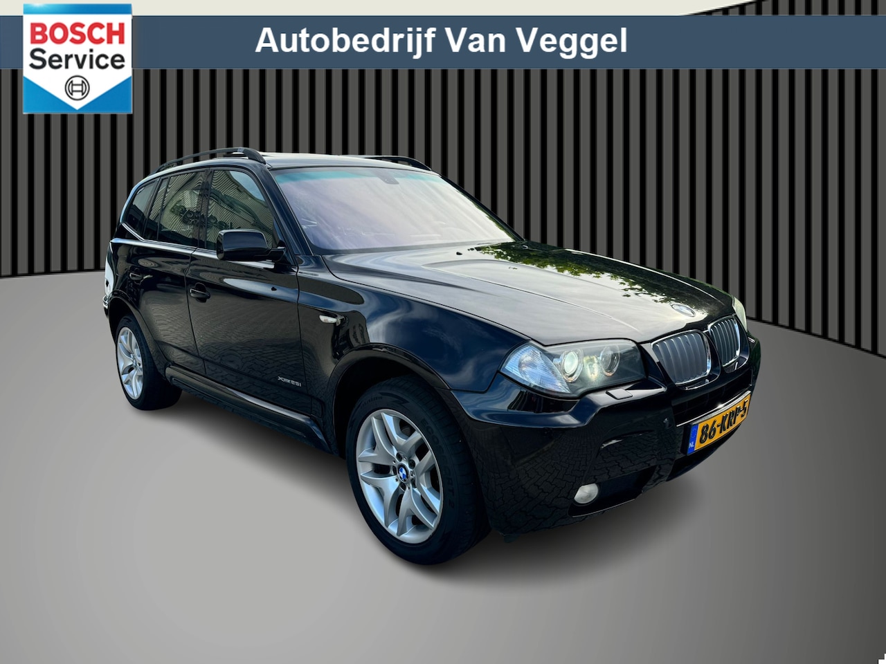 BMW X3 - xDrive25i High Executive pano, trekhaak, leer, xenon - AutoWereld.nl