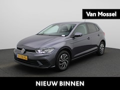 Volkswagen Polo - 1.0 TSI Life | ACHTERUITRIJCAMERA | NAVIGATIE | ADAPTIVE CRUISE CONTROL | APPLE CARPLAY |