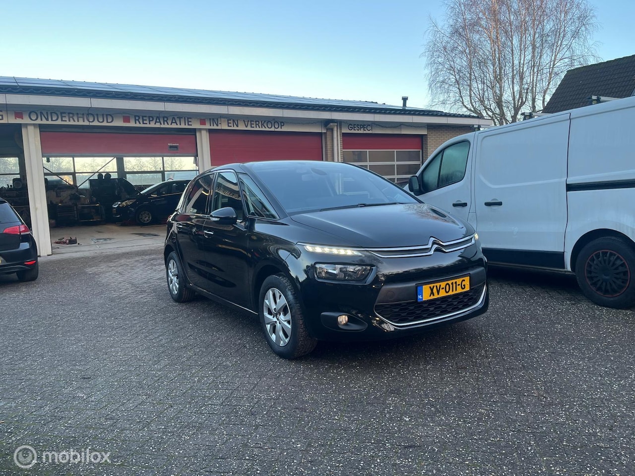 Citroën C4 Picasso - 1.2 PureTech Feel |Grote beurt Nieuwe APK - AutoWereld.nl