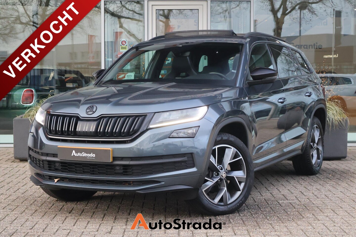 Skoda Kodiaq - 1.5 SportLine TSI ACT 150pk | 7-Pers | Pano | Canton | ACC | Camera | Trekhaak | Climate | - AutoWereld.nl