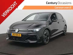 Volkswagen Golf - 1.5 eTSI R-Line Edition R Line / Black pakket / Metallic