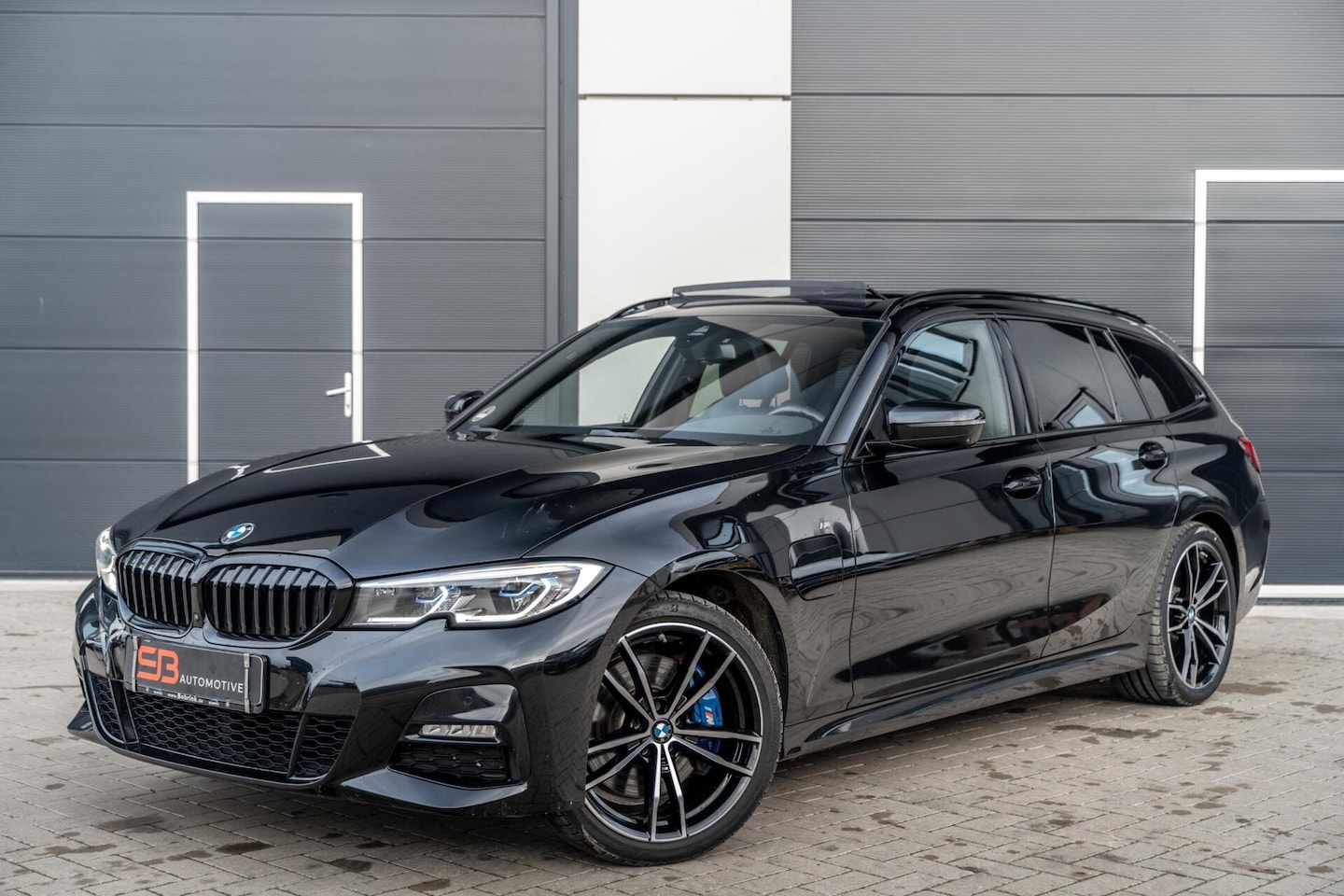 BMW 3-serie Touring - 330e xDrive M Sport Head up|Pano|BOMVOL! - AutoWereld.nl