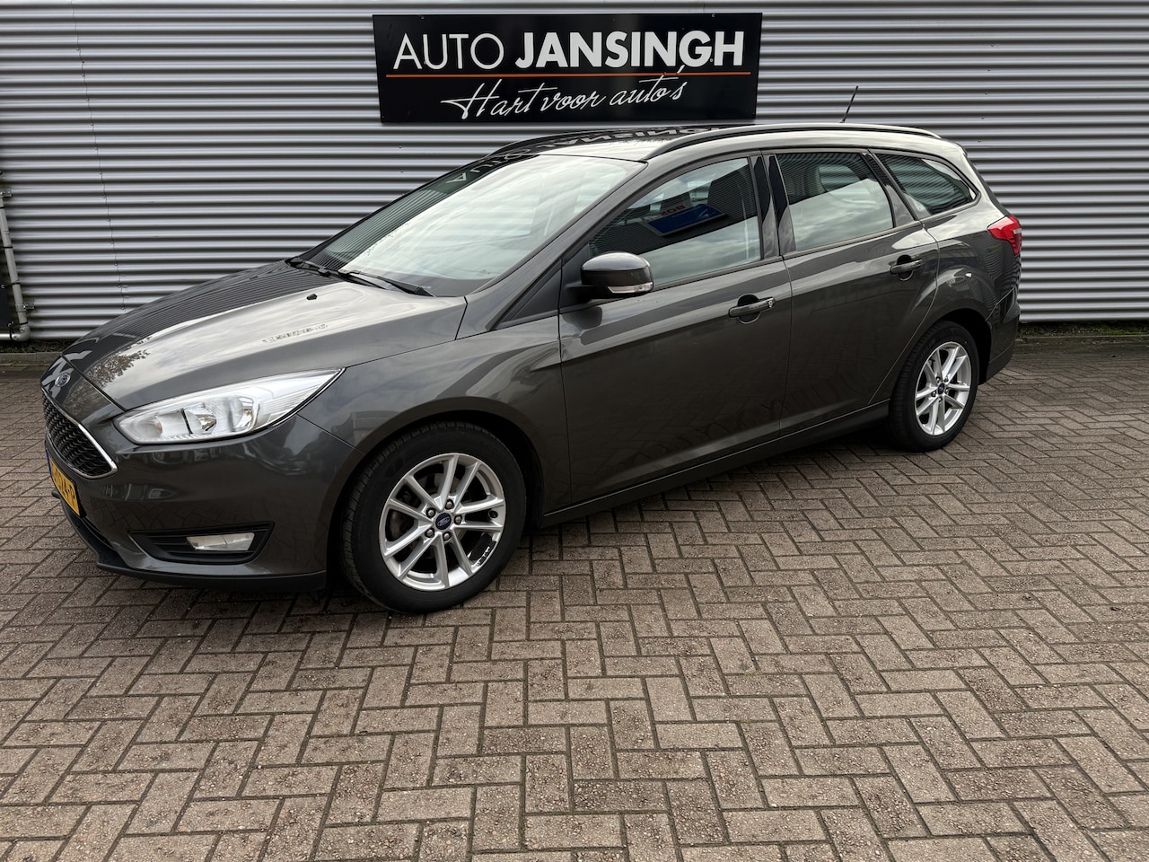 Ford Focus Wagon - 1.0 Lease Edition met slechts 89.930 km!! | Clima | PDC | Cruise | LM Velgen | Ndl Auto | - AutoWereld.nl