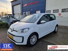 Volkswagen Up! - 1.0 camera, PDC, airco, cruise control