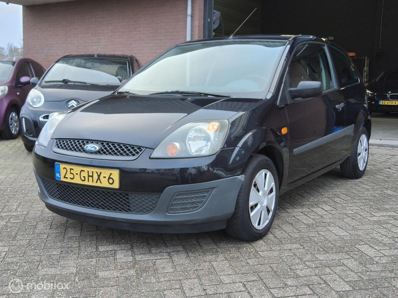 Ford Fiesta - 1.3-8V Cool & Sound AIRCO|NAP|APK|LAGE KM!! - AutoWereld.nl