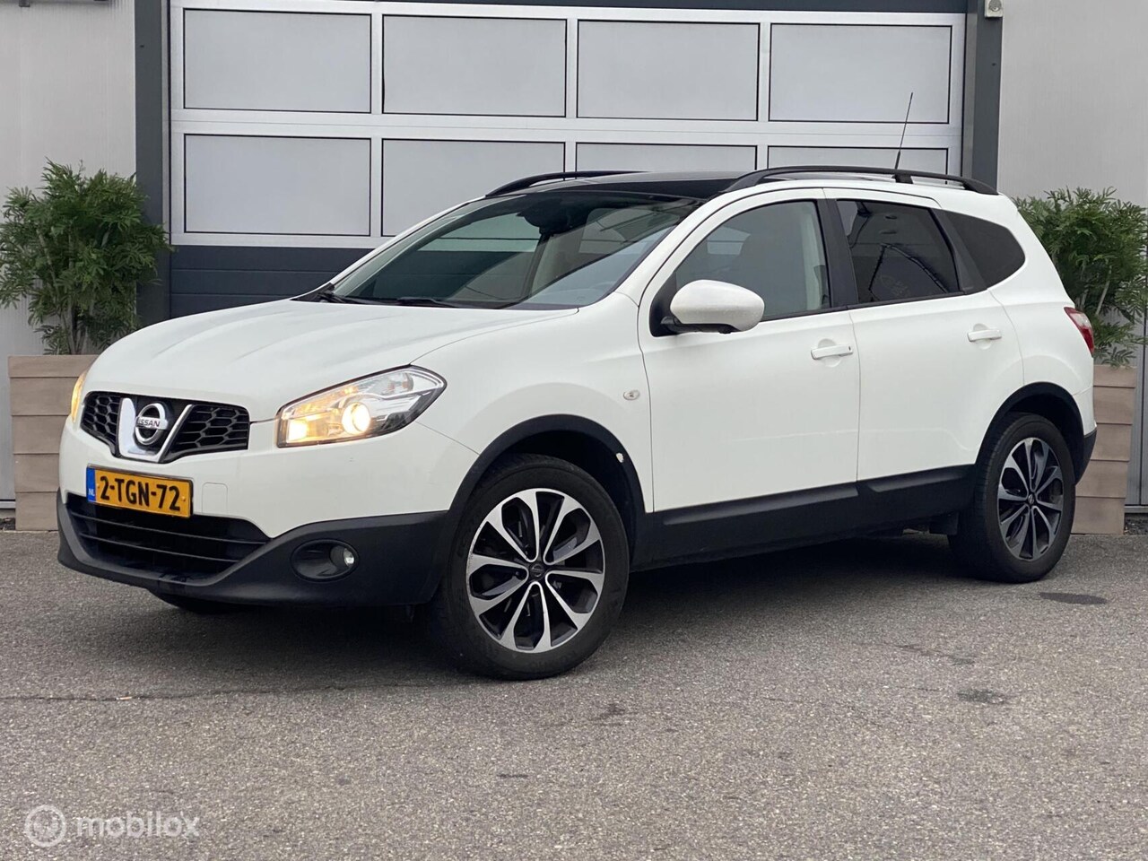 NISSAN QASHQAI+2