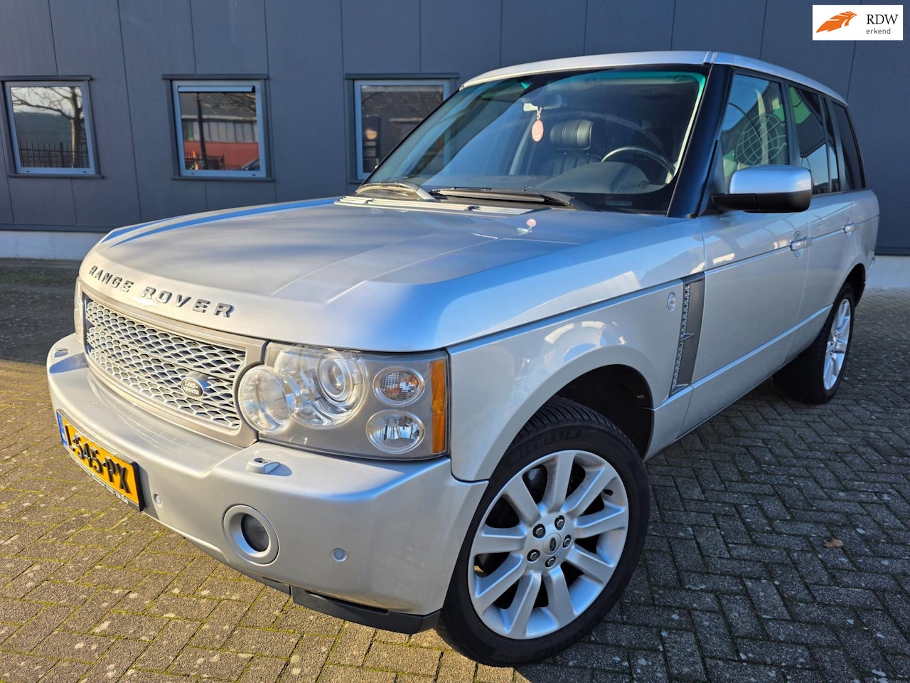 Land Rover Range Rover - 4.2 V8 Supercharged 4.2 V8 Supercharged, netto € 15.650, bijtelvriendelijk! - AutoWereld.nl