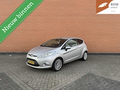 Ford Fiesta - 1.4 Ghia AIRCO | LEER | STOELVRWNG | NAVI | APK