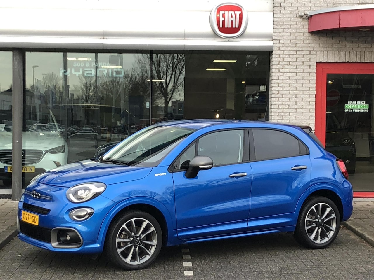 Fiat 500 X - 1.5 Hybrid Sport DCT AUTOMAAT NAVI|CLIMATE|APPLE/ANDROID|CAMERA|PDC|18" - AutoWereld.nl