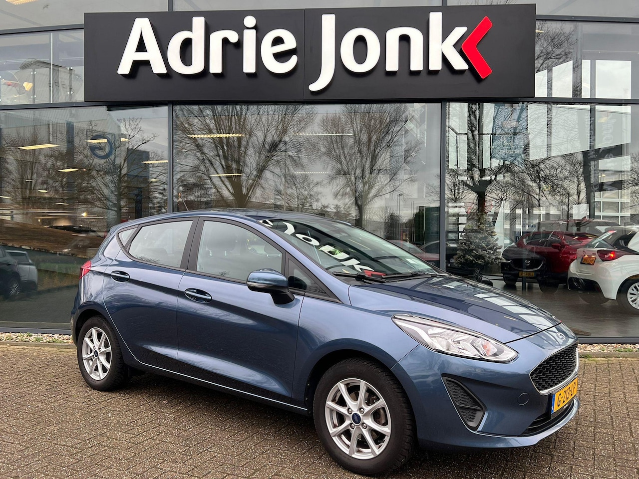 Ford Fiesta - 1.1 Trend APPLE CARPLAY | PARKEERSENSOREN | SET LM VELGEN + WINTERBANDEN | SET ZOMERWIELEN - AutoWereld.nl