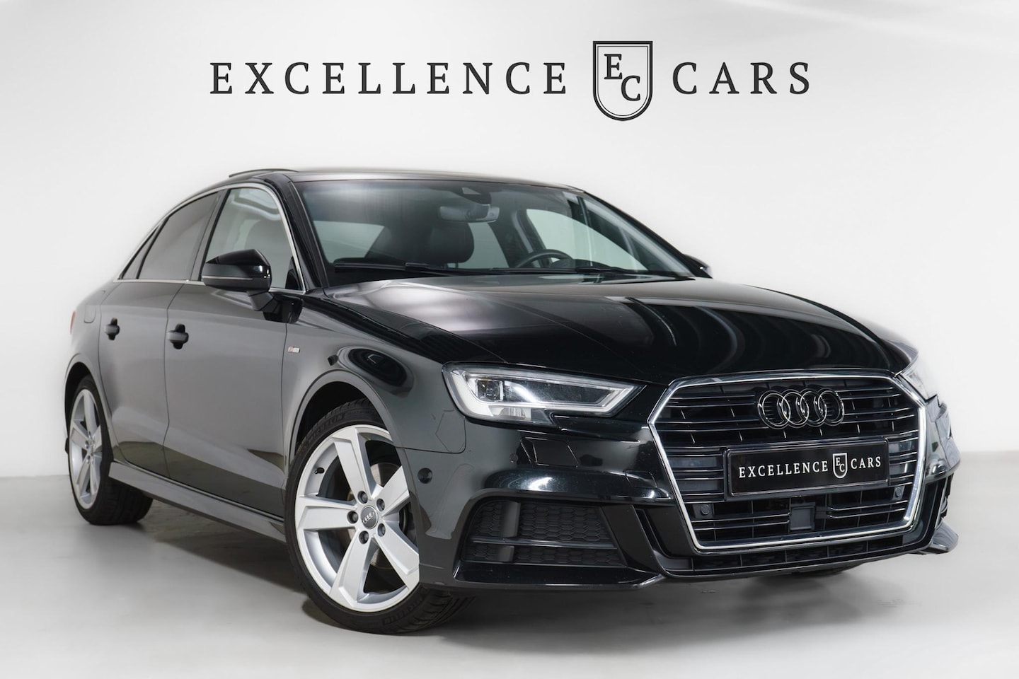 Audi A3 Limousine - 35 TFSI CoD Sport S Line Edition 35 TFSI CoD Sport S Line Edition - AutoWereld.nl