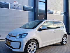 Volkswagen Up! - 1.0 BMT move up! Volkswagen Up! Luxe/Dealer OND/ Facelift/CANDYWHITE