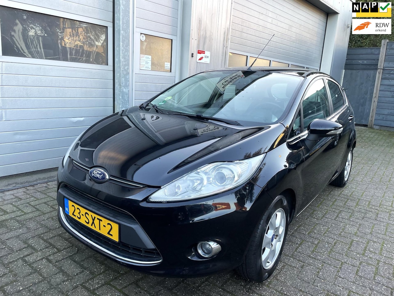 Ford Fiesta - 1.6 TDCi ECOnetic-Leder-Clima-Cruis-Velge-Nw APK - AutoWereld.nl