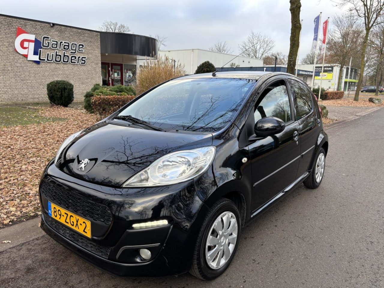 Peugeot 107 - 1.0 Active 1.0 Active - AutoWereld.nl