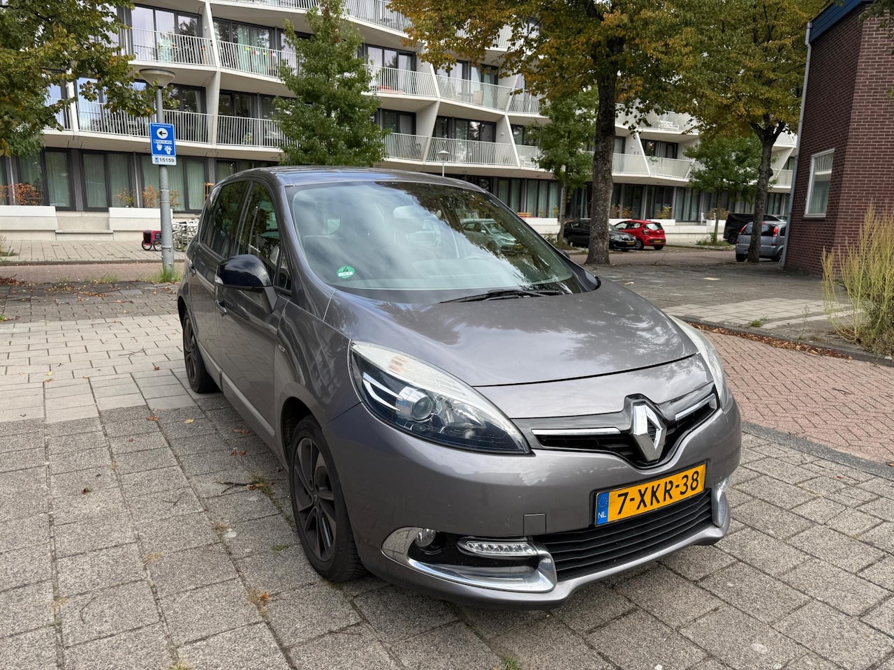 Renault Scénic - 1.2 TCe BOSE Airco Cruise PDC - AutoWereld.nl