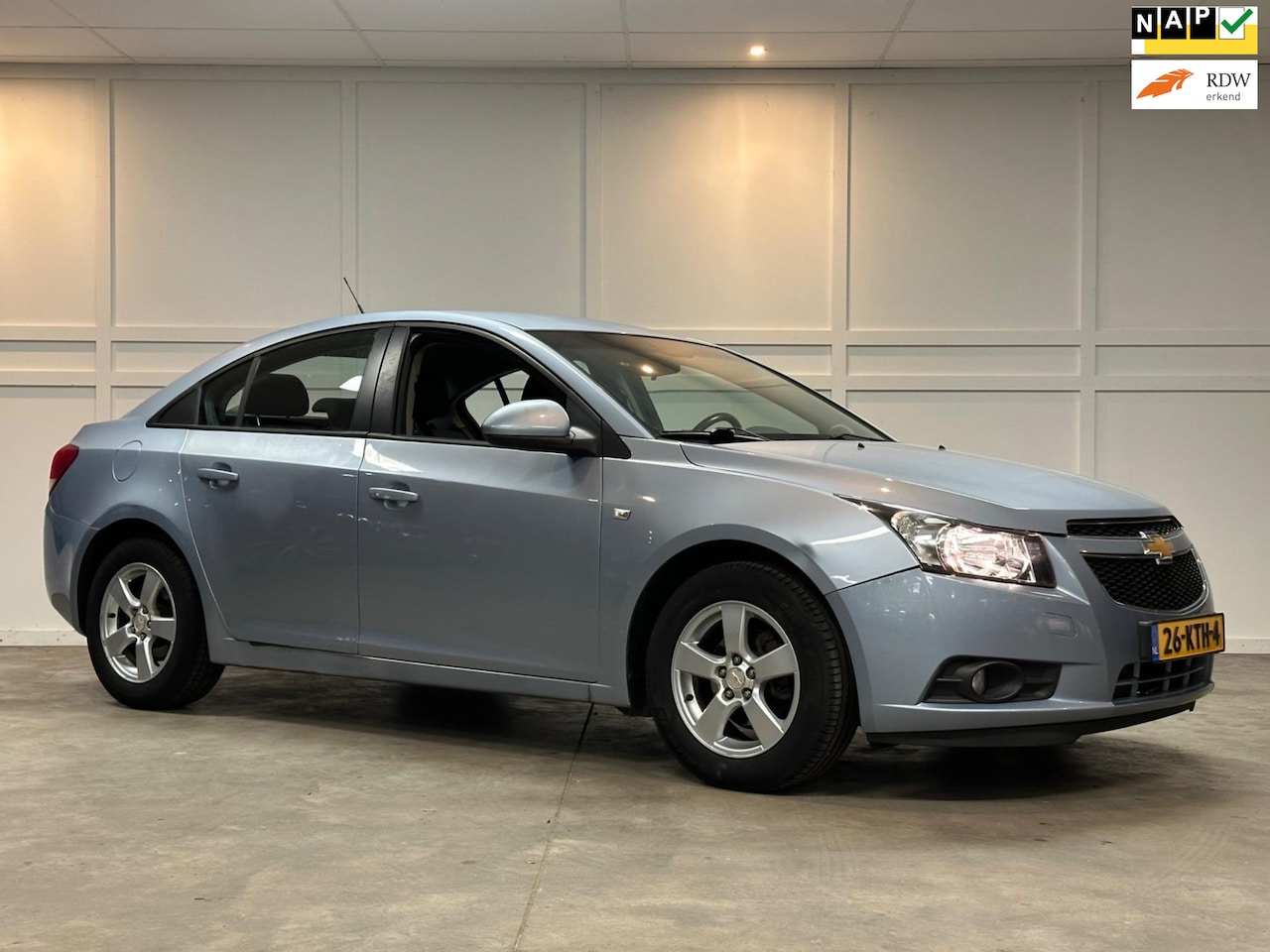 Chevrolet Cruze - 1.6 LS / 89.907 KM / 2010 / - AutoWereld.nl