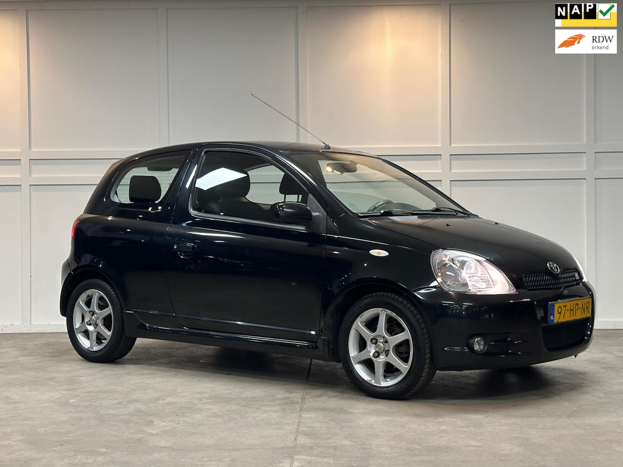 Toyota Yaris - 1.5-16V VVT-i T-Sport / Airco / - AutoWereld.nl