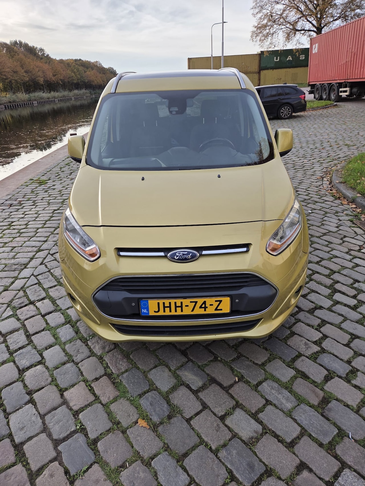 Ford Tourneo Connect Compact - 1.0 Titanium - AutoWereld.nl