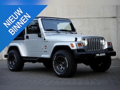 Jeep Wrangler - 4.0i Hardtop Sahara 4x4 2006