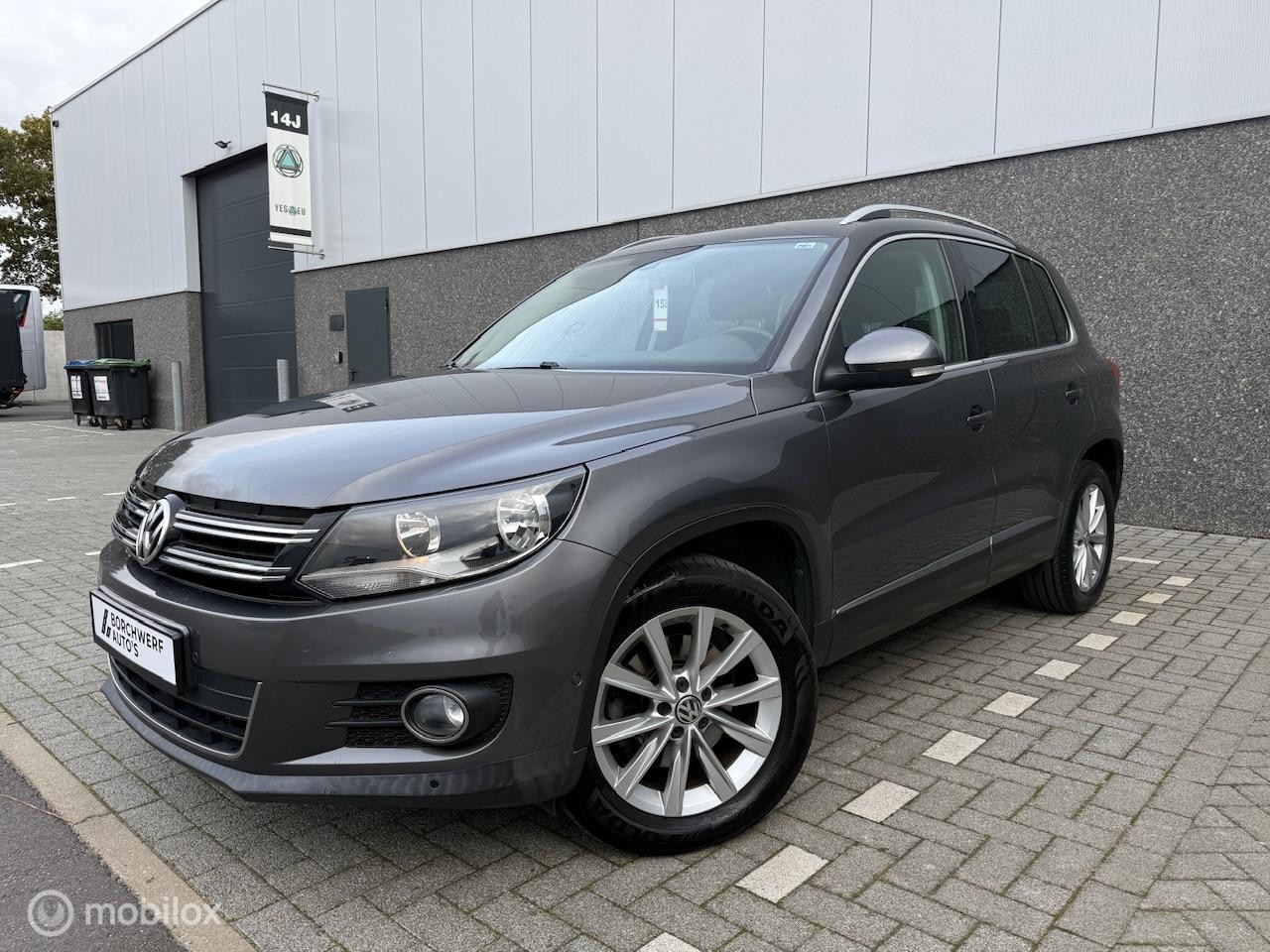 Volkswagen Tiguan - 2.0 TDI slechts 94000 km’s Pano Trekhaak - AutoWereld.nl