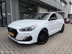 Hyundai i30 - 1.0 BENZINE | BLACK EDITION | LAGE KM | CAMERA
