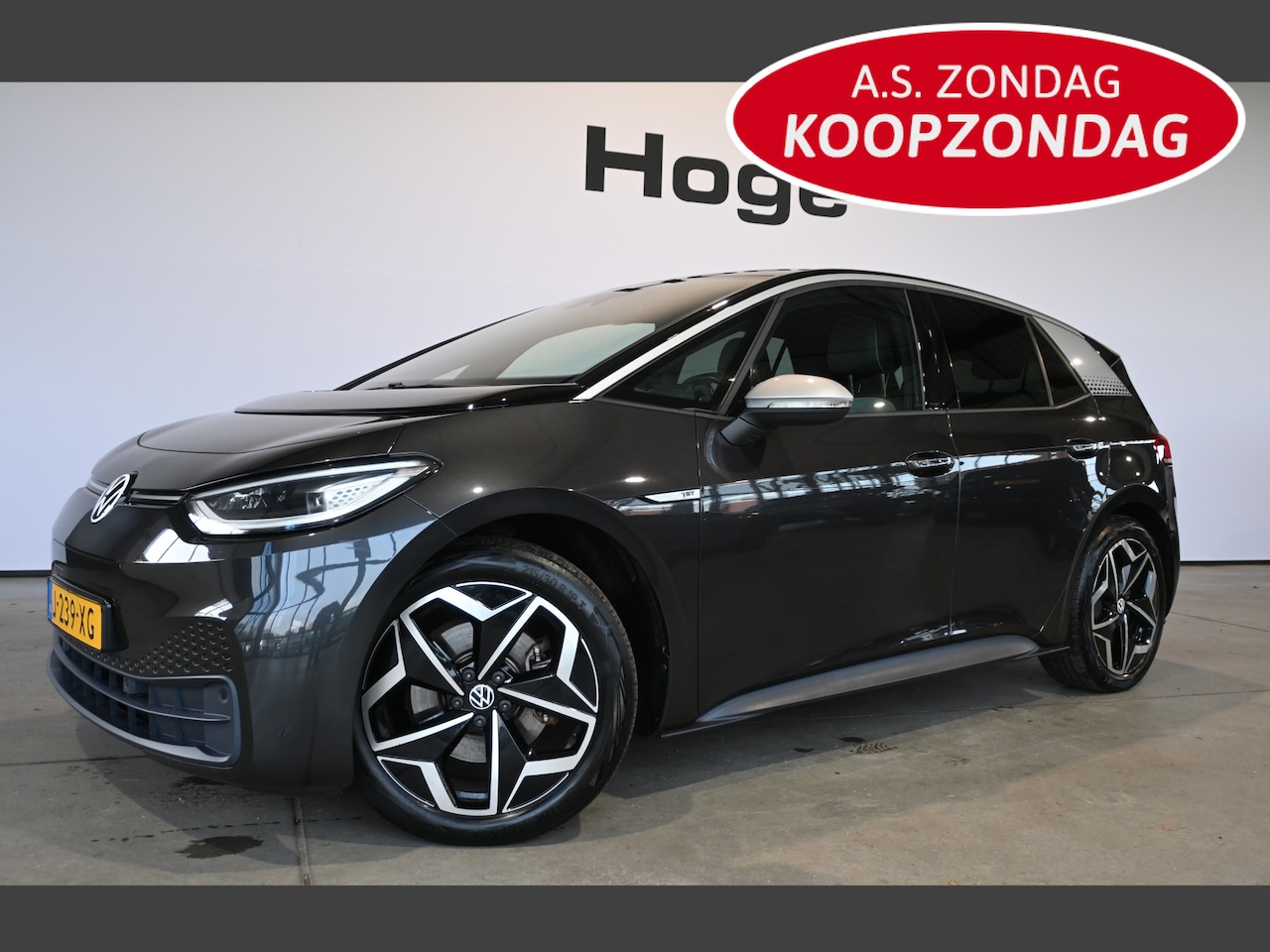 Volkswagen ID.3 - First Plus 58 kWh Navigatie Stoel/Stuur verwarming Carplay Camera Inruil Mogelijk! - AutoWereld.nl