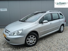 Peugeot 307 SW - 1.6 16V | clima | trekhaak | panoramadak