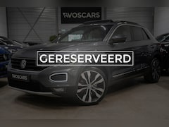 Volkswagen T-Roc - 1.5 TSI Sport DSG * Pano - 19" - Camera - ACC - LED - 1e Eig