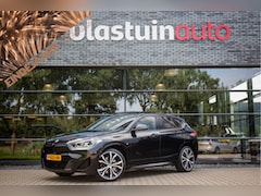 BMW X2 - sDrive20i Business Edition , M-pakket, Panoramadak, Head-up display, BMW-Led