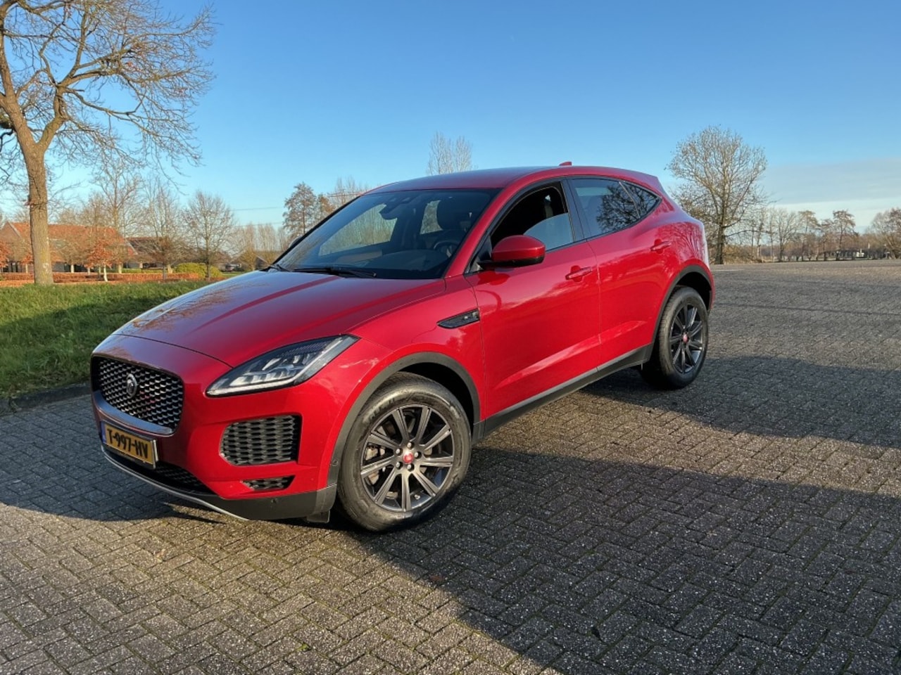 Jaguar E-Pace - 2.0 P250 AWD R-Dynamic S 2.0 P250 AWD R-DYNAMIC S - AutoWereld.nl