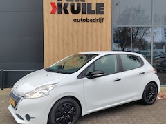 Peugeot 208 - 1.0 VTI Access / Nieuwe riem / 5 Drs / 2013