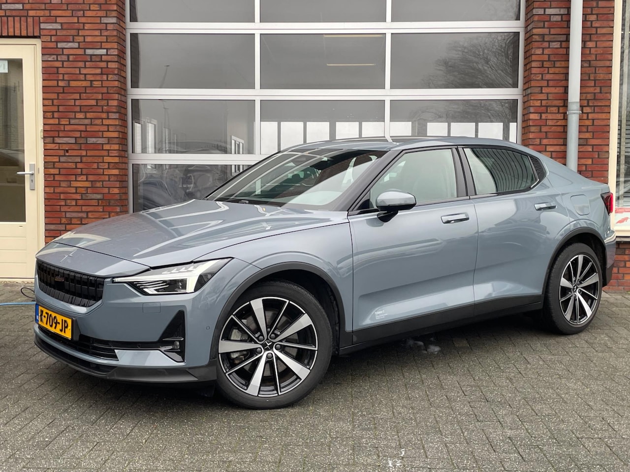 Polestar 2 - Long Range Dual Motor Launch Edition 78kWh | SOH 89% | Panoramadak | 360 Camera | 20 Inch - AutoWereld.nl