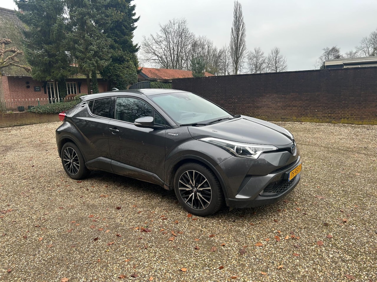 Toyota C-HR - 1.8 Hybrid Executive 1.8 Hybrid Executive - AutoWereld.nl