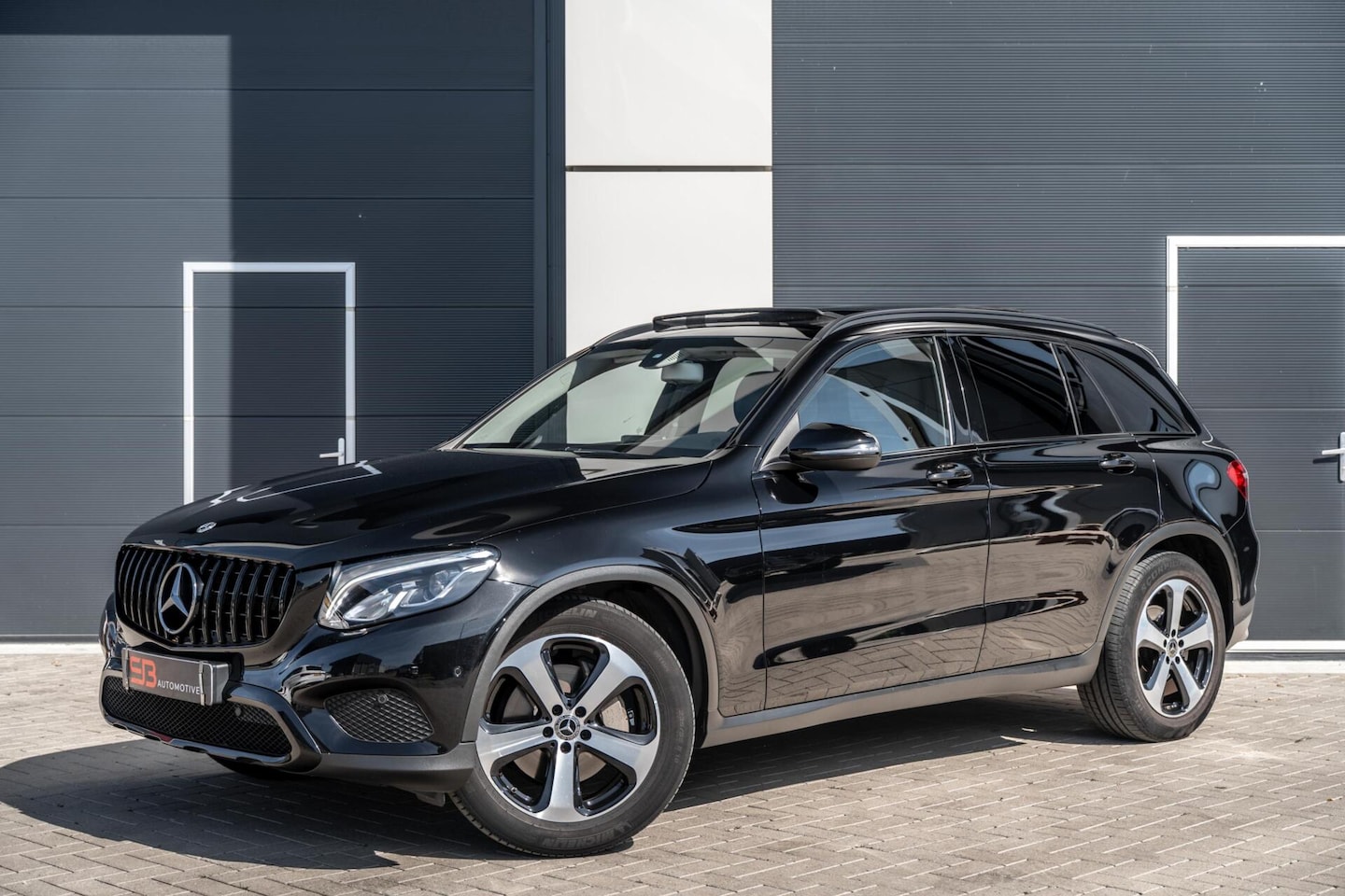Mercedes-Benz GLC-klasse - 250 4MATIC Leder|Camera|Led|Pano|Vol! - AutoWereld.nl