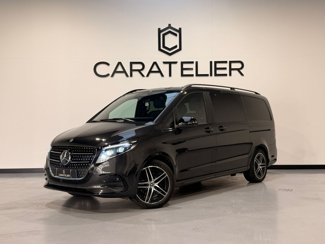 Mercedes-Benz V-klasse - 300d 4-MATIC Exclusive / 4x4 / Airmatic / Burmester / Panorama / Trekhaak / EX BTW - AutoWereld.nl